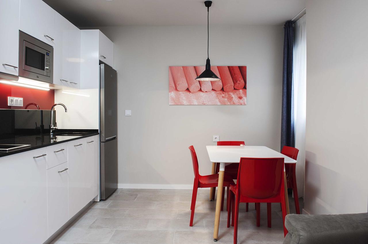 Apartamentos Divan Vitoria-Gasteiz Extérieur photo